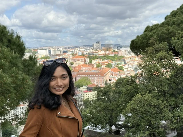 I am overlooking Lisbon while traveling
